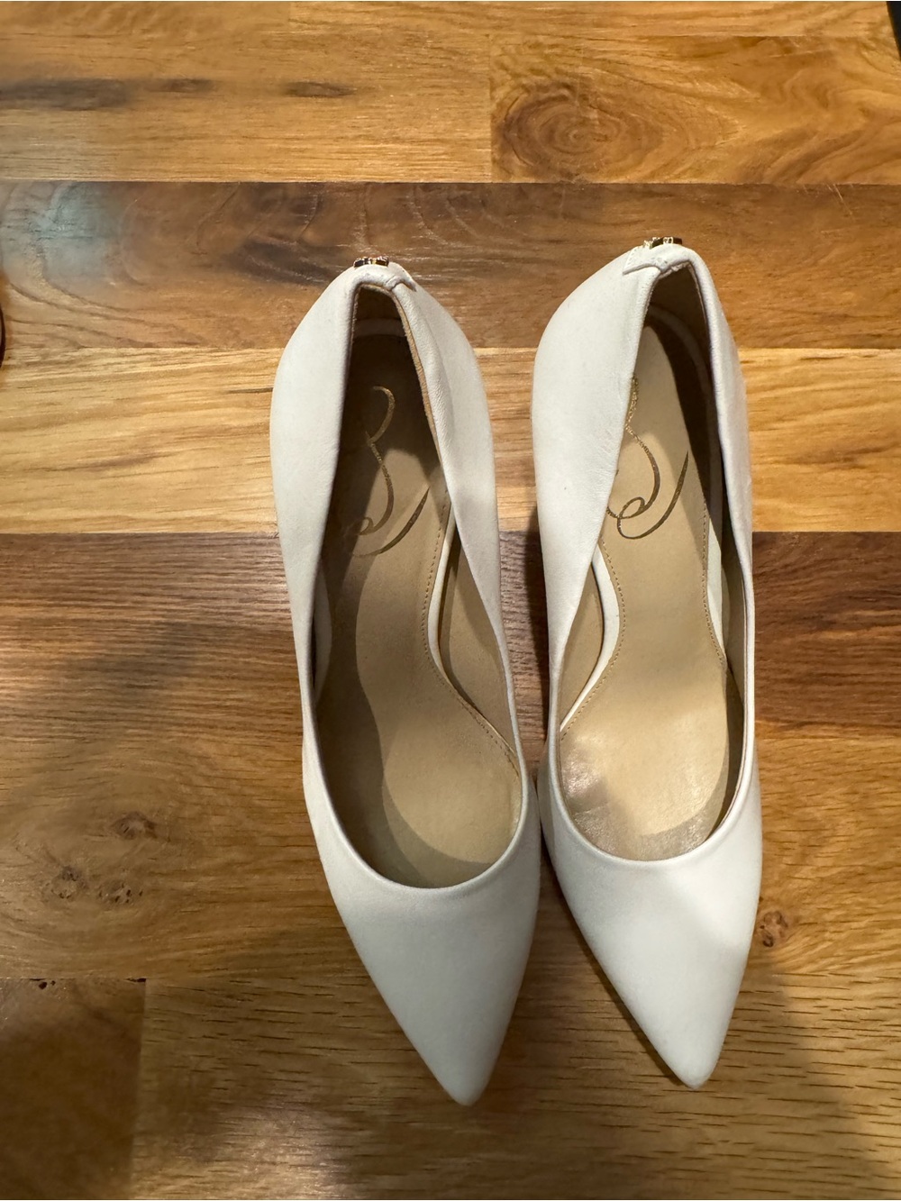 Sam Edelman White Pointed-Toe Stiletto Pumps - Women's - Picture 2 of 5